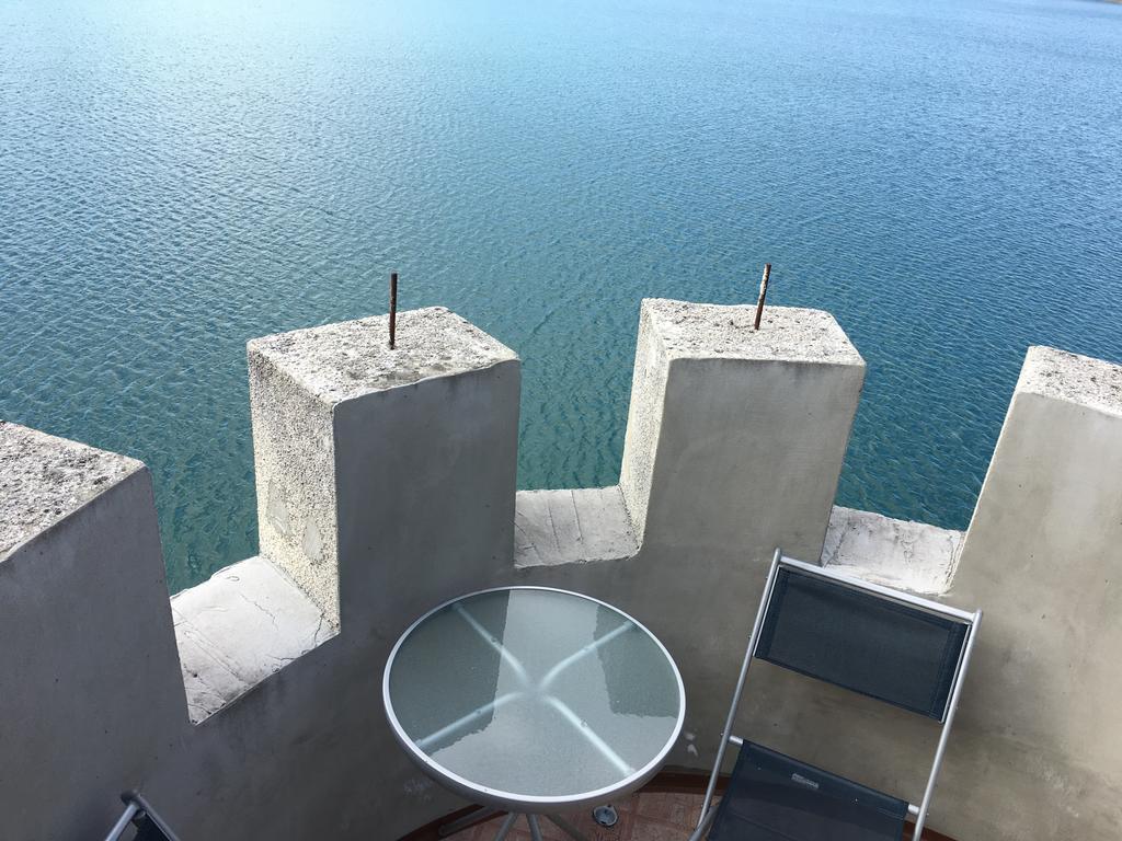 Gyekenyes Kastely Fogado Hotel Exterior photo